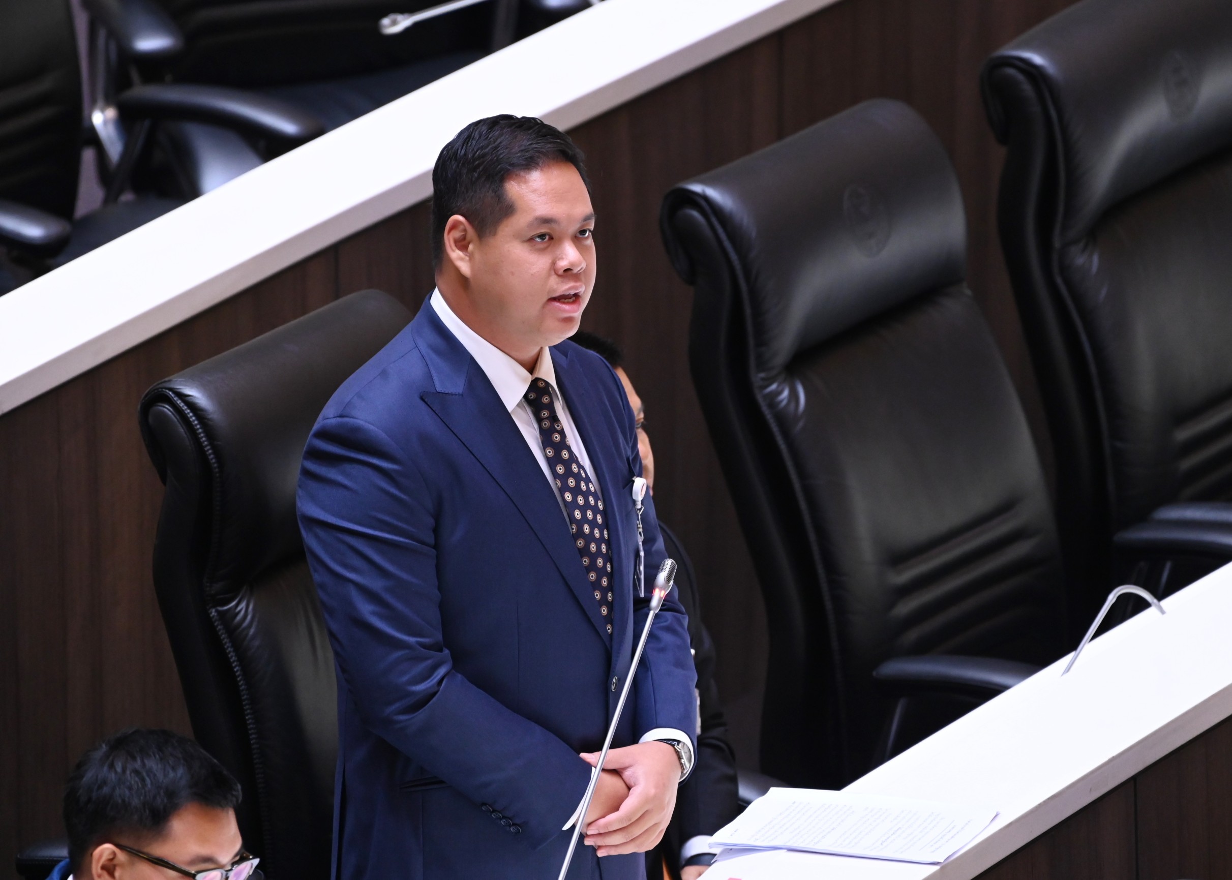 “สรรเพชญ” ถามรัฐบาล ปราบยางเถื่อนหายไปไหน ข้องใจราคายางลดฮวบ ซัดถนัดเคลมผลงาน 