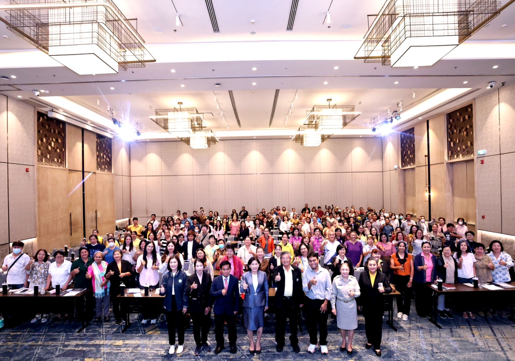 ปทุมธานีติวเข้มผู้ประกอบการ สร้างเครือข่ายท่องเที่ยวเชิงอาหารสู่ความยั่งยืน