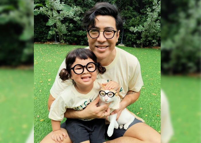  'โย่ง อาร์มแชร์' โพสต์ภาพสุดคิ้วใส่แว่นสุดเนิร์ด คู่กับน้องอบเชย & พี่ส้มหยุด พร้อมแคปชั่นแบบนี้ ???