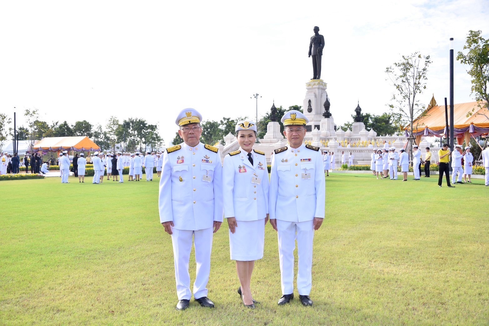 “รมว.นฤมล” นำกระทรวงเกษตรฯเข้าร่วมพิธีเจริญพุทธมนต์ และทำบุญตักบาตรเนื่องในวันคล้ายพระราชสมภพ รัชกาลที่ 9