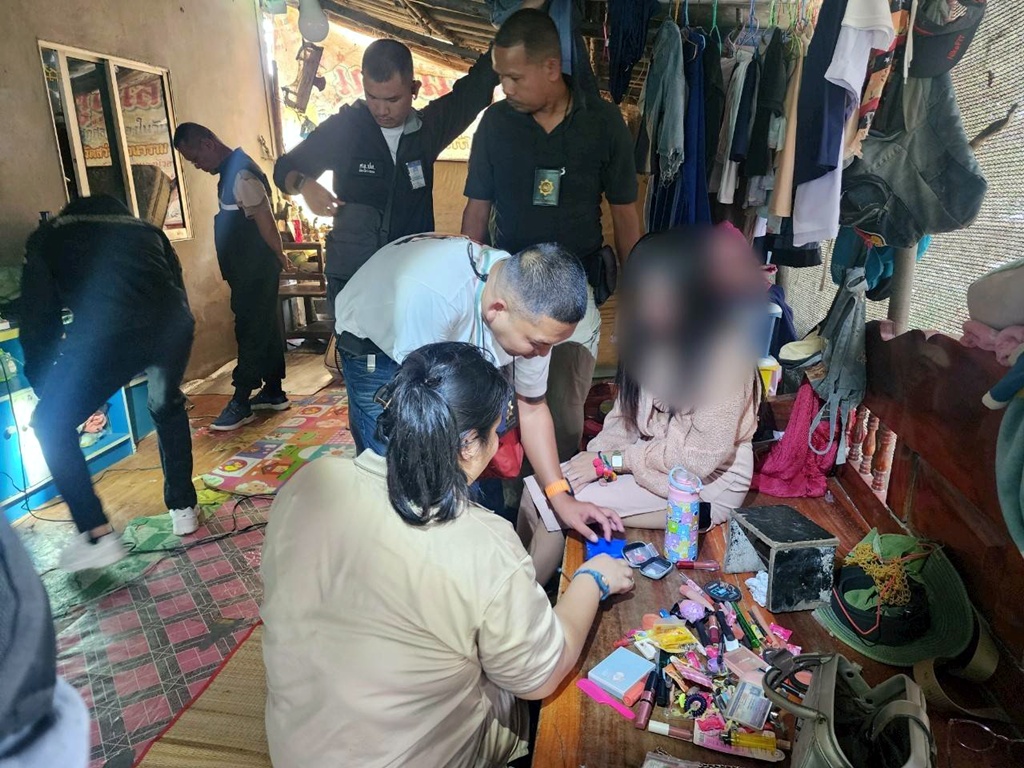 สิ้นฤทธิ์! ‘นุ๊ก-ตอง’ เอเย่นต์ยานรกเขตตากวน ถูกจับคาหนังคาเขาของกลางเพียบ