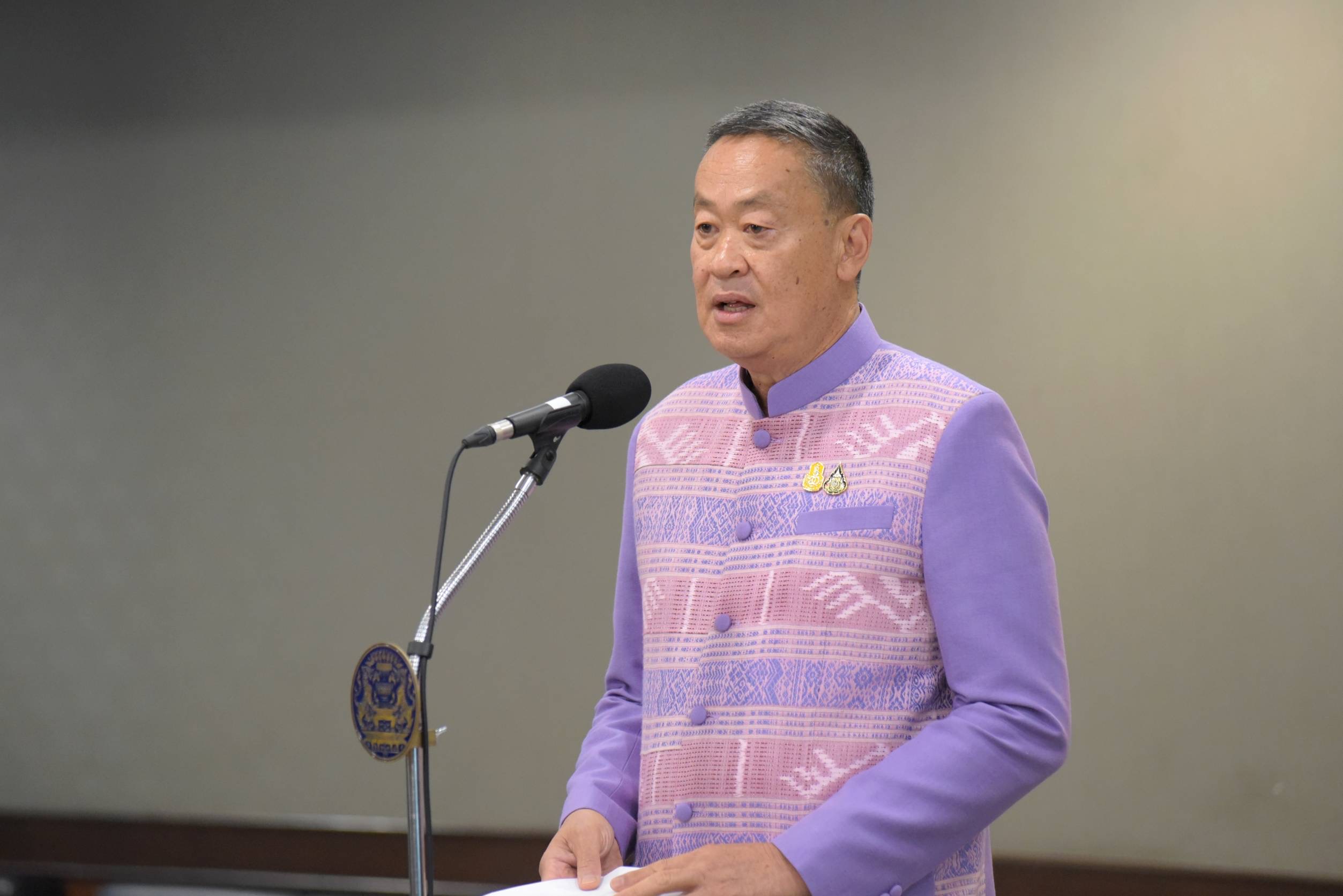 “นายกฯ” แจง พอใจผลงานรัฐบาล  6 เดือน แต่ยังมีอีกหลายอย่างต้องทำเพิ่ม ขณะที่การศึกษายังต้องพัฒนาต่อ