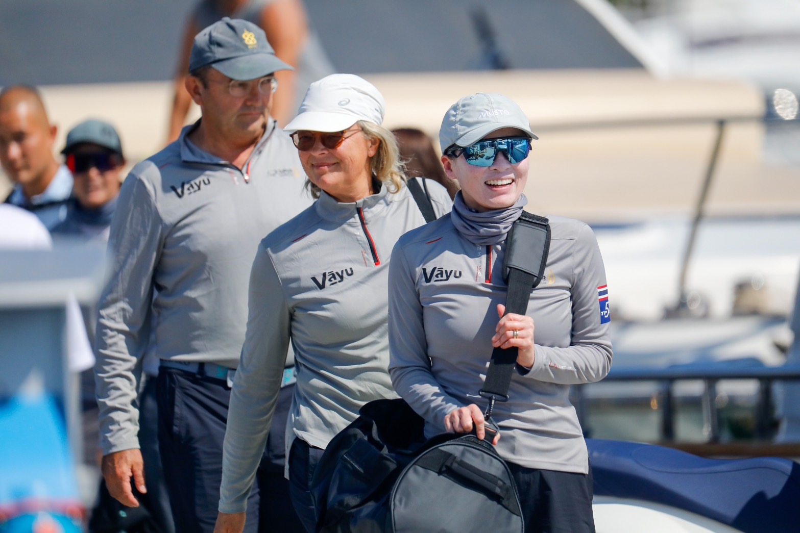 "พระราชินี" ทรงแข่งขันเรือใบ “52 Super Series Sailing Week” เป็นวันแรก ทรงนำทีมวายุทำคะแนนเป็นอันดับ 6 ของรายการ