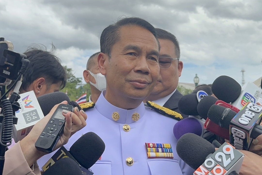 "สุทิน" พร้อมพิสูจน์ "พลเรือน" คุมกลาโหมได้ มั่นใจ ไม่ทำให้ “กองทัพ-ปชช.” ผิดหวัง ขอ1 สัปดาห์ จัดทีมที่ปรึกษา วางตารางตรวจเยี่ยมกำลังพล 
