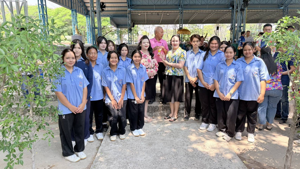 ประธานสภาผู้แทนราษฎร ลงพื้นที่เยี่ยมเยียนผู้สูงอายุ เนื่องในเทศกาลสงกรานต์ ประจำปี 2569