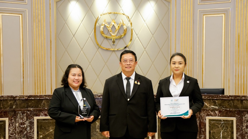 ซีพีแรมปลื้ม! พนักงานรับเชิดชูเกียรติ “ต้นแบบผู้ทำความดี” ในโครงการซีพีร้อยเรียงความดี 24 ชั่วโมง