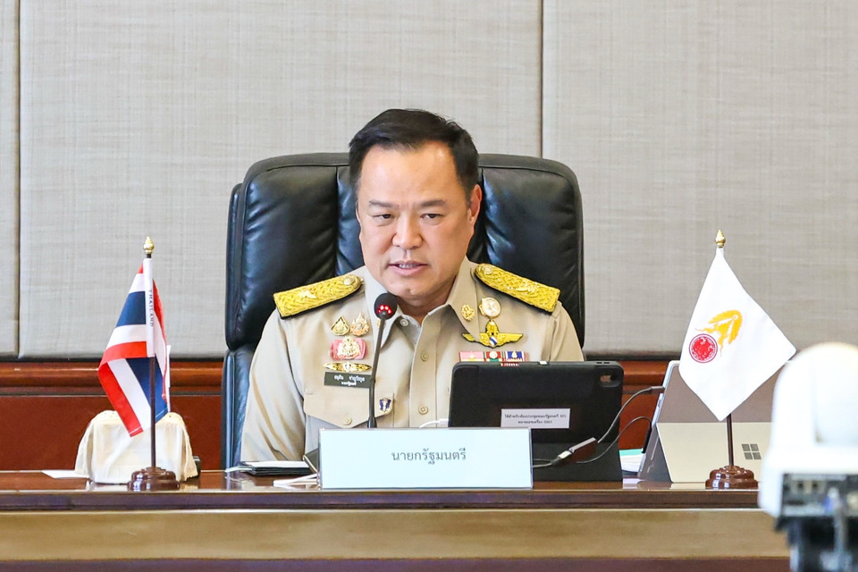นายกฯ ถก ครม.เศรษฐกิจ สั่งเร่งช่วยเหลืออุทกภัยภาคใต้ ยอมรับ อ.หาดใหญ่ท่วมหนักสุด มอบ"ธรรมนัส" เกาะติดพื้นที่ พร้อมเร่งเยียวยา-ฟื้นฟูเข้าครม.