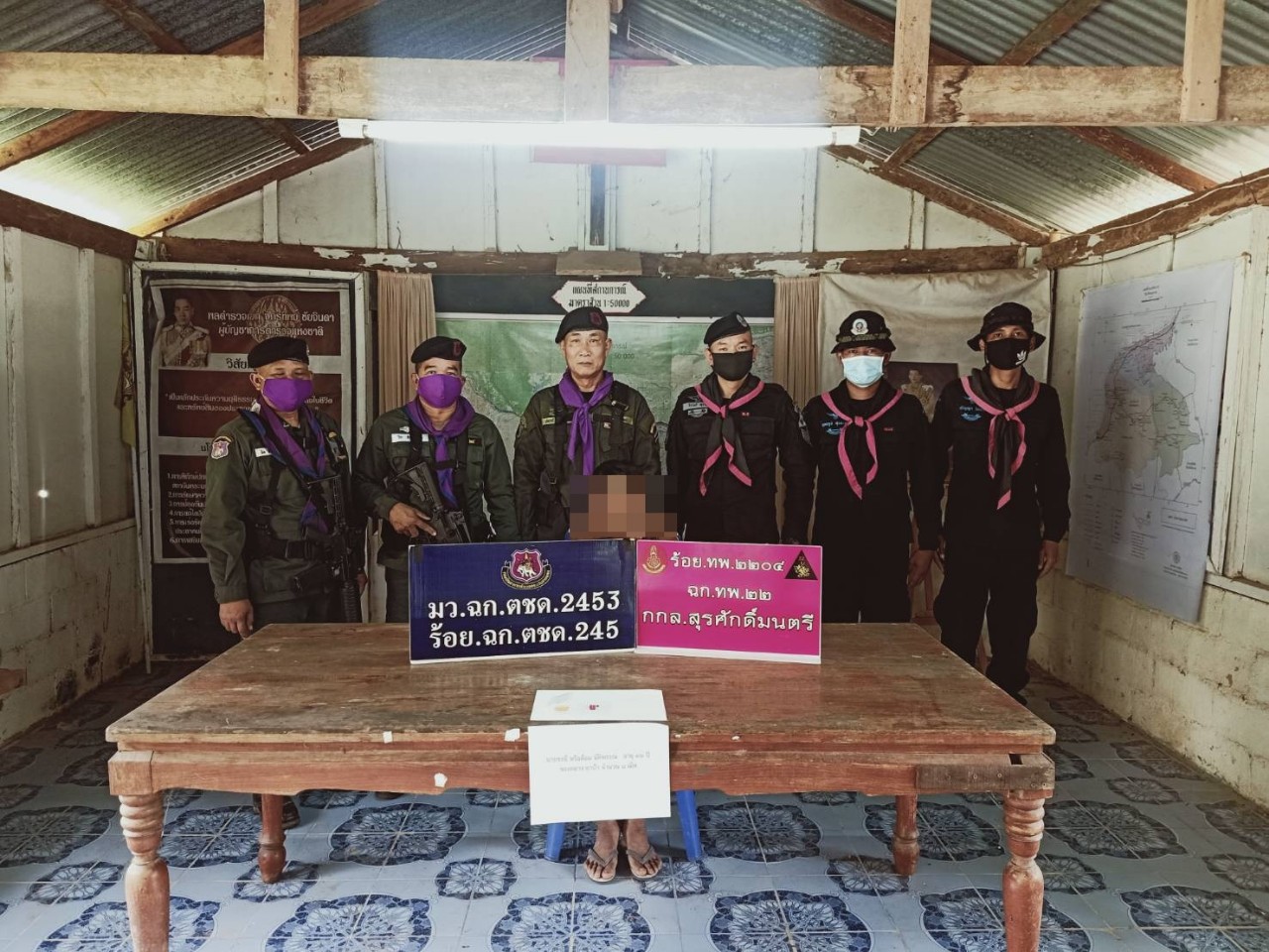 มว.ตชด.2453 ร่วม ทหารพราน ร้อยทพ 2204 (ฉก.ทพ.22) รวบ “ต้อม วารีภิมุข” พร้อมยาบ้า