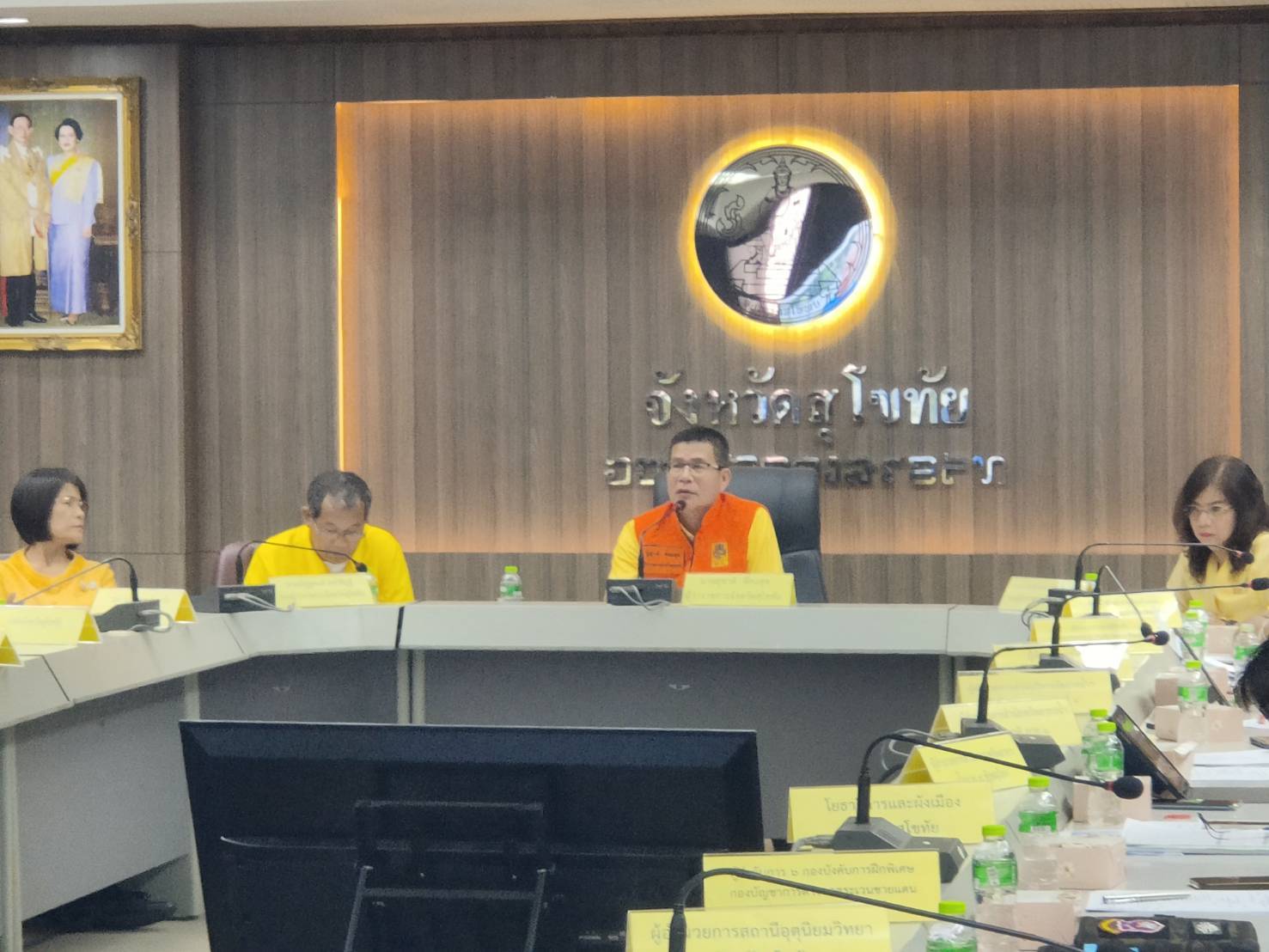 พ่อเมืองสุโขทัยจัดประชุมด่วนเน้นรับมือมวลน้ำจากแพร่