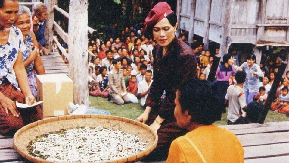 น้อมรำลึก “พระพันปีหลวง” ส่งเสริมอาชีพปลูกหม่อนเลี้ยงไหม สืบสานภูมิปัญญาไทยให้ยั่งยืน