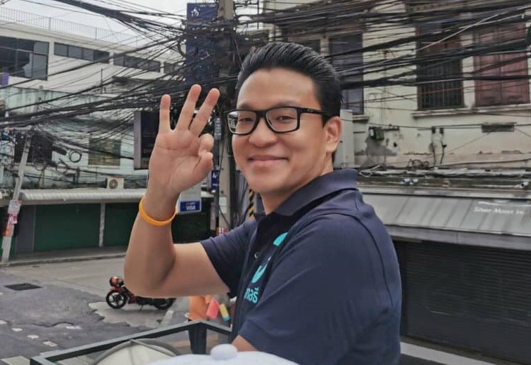 ลุยต่อแน่นอน! 'สกลธี' โพสต์แจงแฟนคลับหลังถูกถามแบบนี้