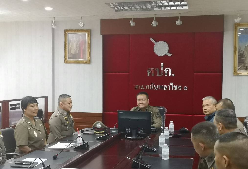 รอง ผบก.น.6ตรวจติดตามผลการดำเนินการสน.พลับพลาไชย 1