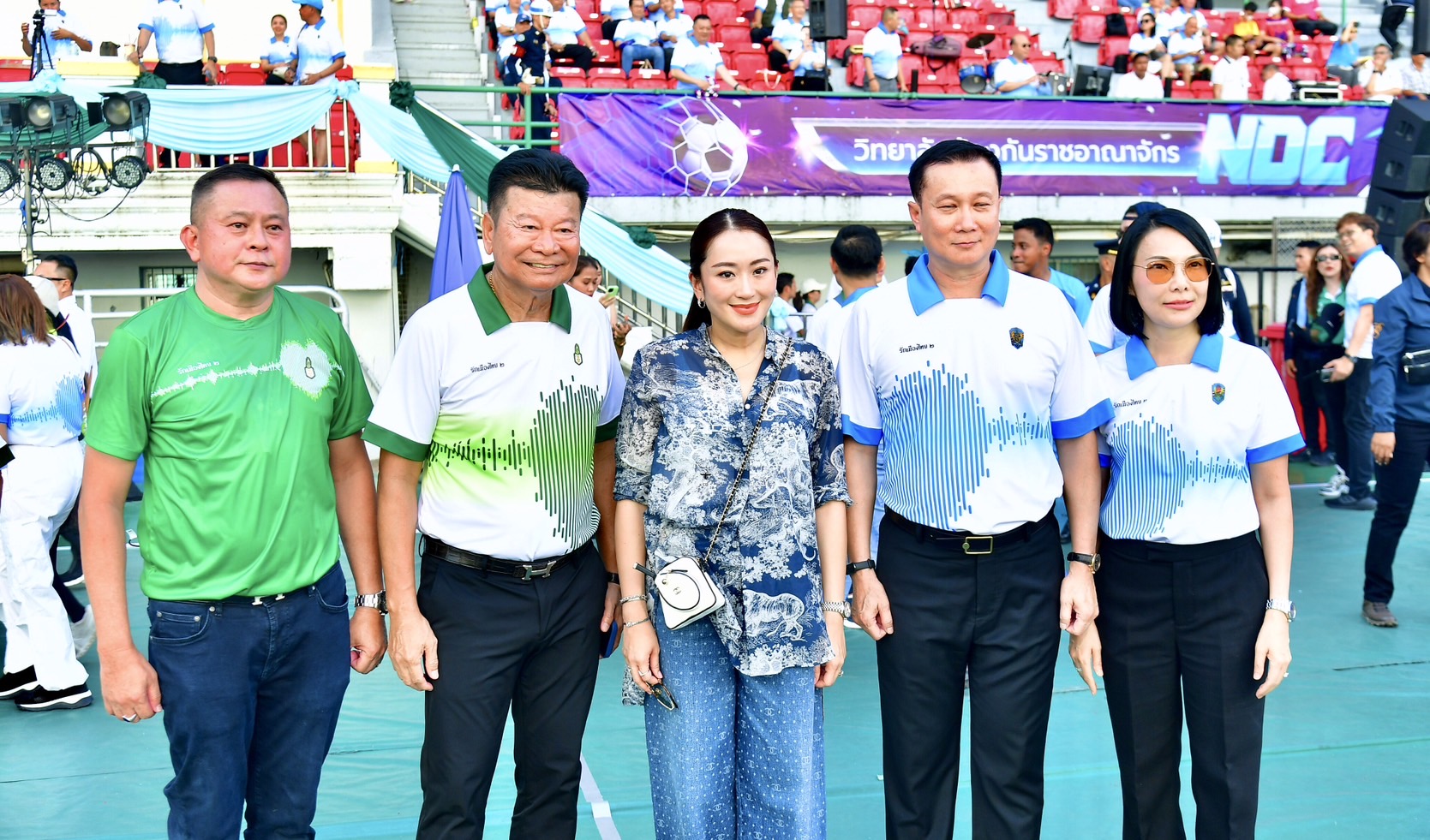 “นายกฯอิ้งค์” ร่วมเชียร์ “วปอ.-พระปกเกล้า” แข่งฟุตบอลรักเมืองไทย ชูลดความเหลื่อมล้ำ-ร่วมสร้างชาติให้มั่นคง