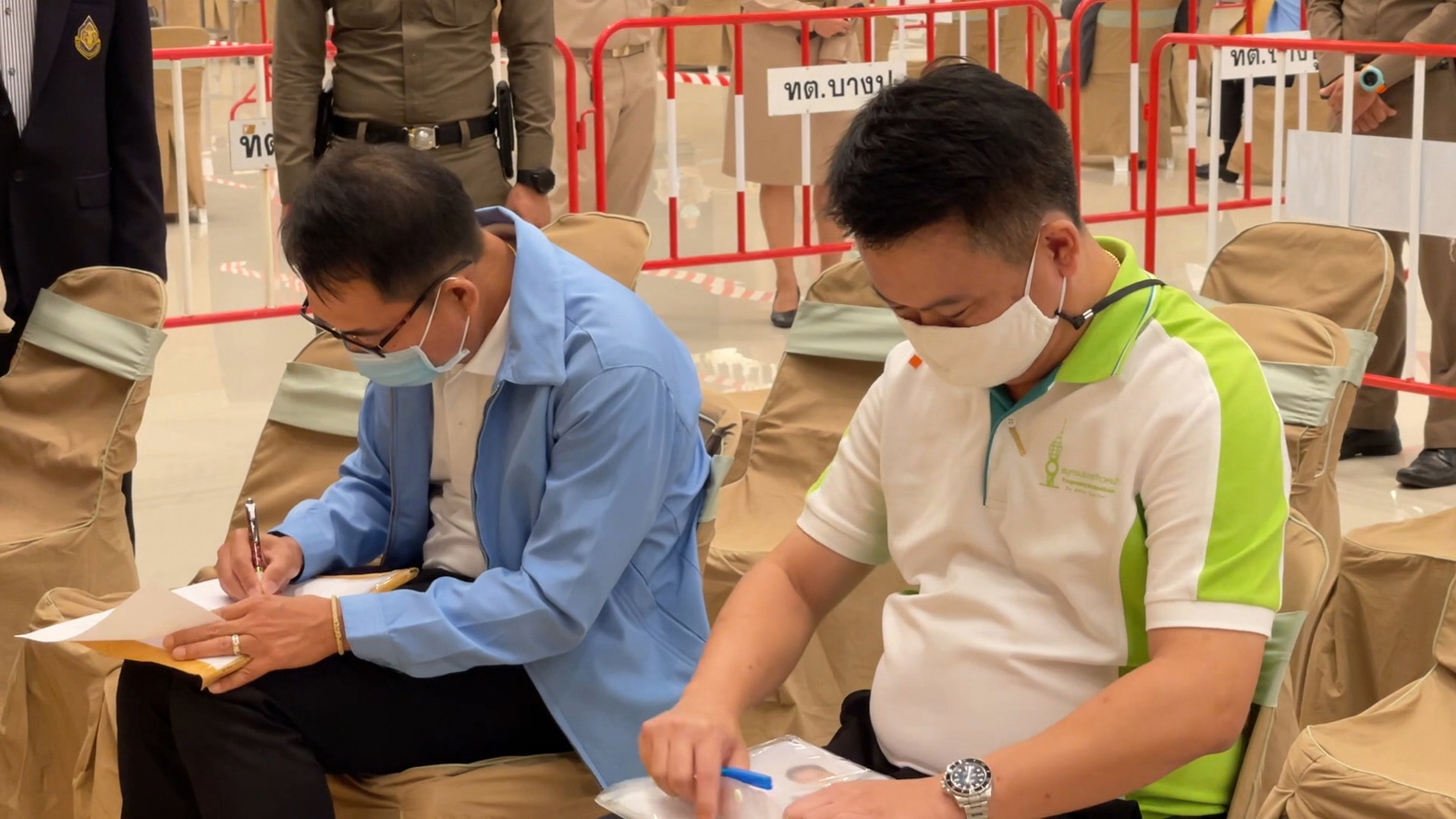 ตระกูล “อัศวเหม” ส่ง “วรพร” ชน “ ธีรพล ชุนเจริญ”  ชิงเก้าอี้นายกเทศมนตรีตำบลบางปู