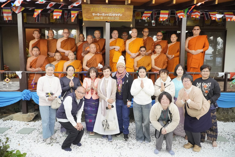 ยอดบุญ! กฐินสามัคคี 2 วัด ได้รวม 6.7 ล้านเยน พร้อมพิธีถวายศาลา "วิกรมธรรมกุล" 