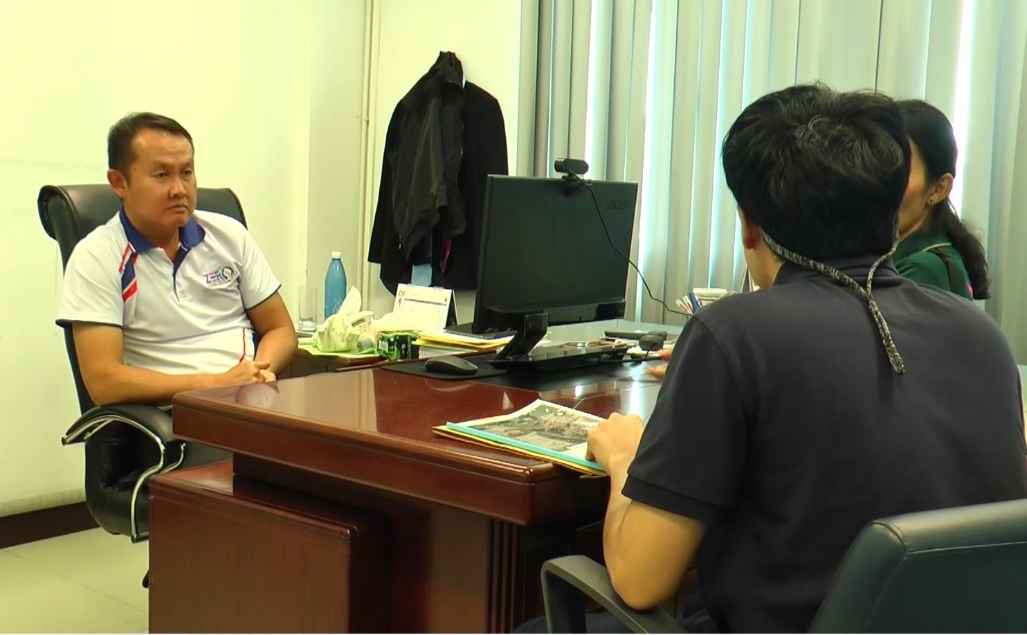 หญิงชาวไทยซึ่งทำงานอยู่ญี่ปุ่นเดินหน้าร้อง ป.ป.ช.บุรีรัมย์เอาผิดเทศบาลโนนสุวรรณขุดวางท่อประปาตัดต้นไม้ทำทรัพย์สินเสียหาย 