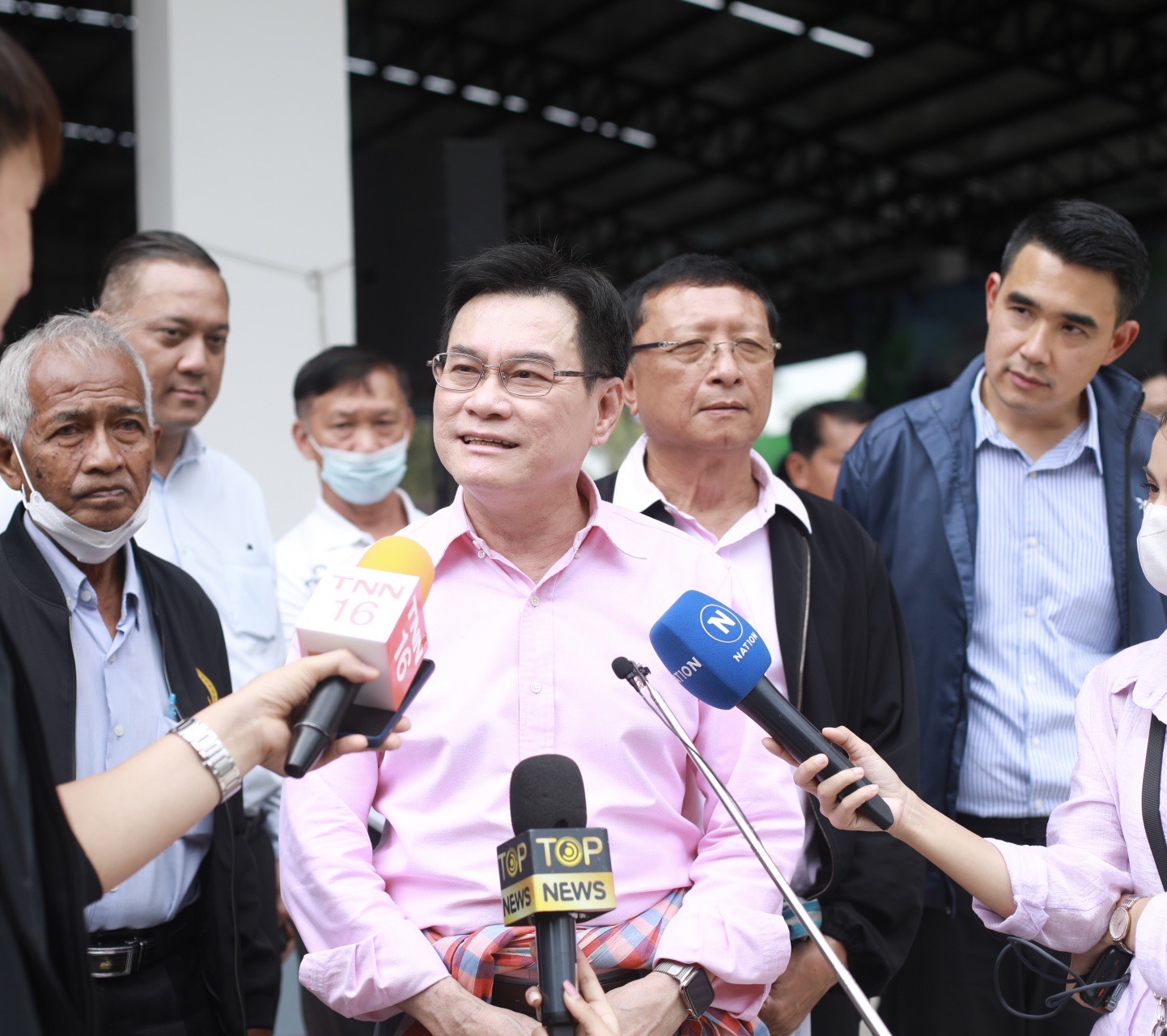 "จุรินทร์" ค้านยุบสภาก่อนอภิปรายม.152 ยันสถานการณ์การเมืองต่างจากปี 62 ไม่เลือกข้างเป็นสิ่งที่ควรจะเป็น
