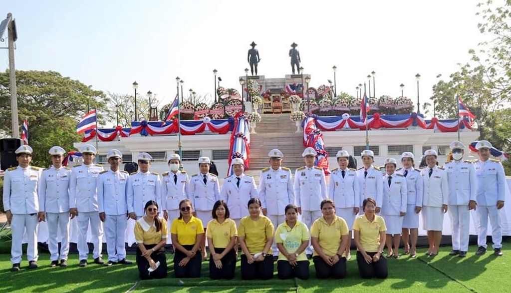 อ่างทองจัดพิธีวางพวงมาลาและถวายราชสดุดี เนื่องในวันคล้ายวันสวรรคตสมเด็จพระนเรศวรมหาราช 