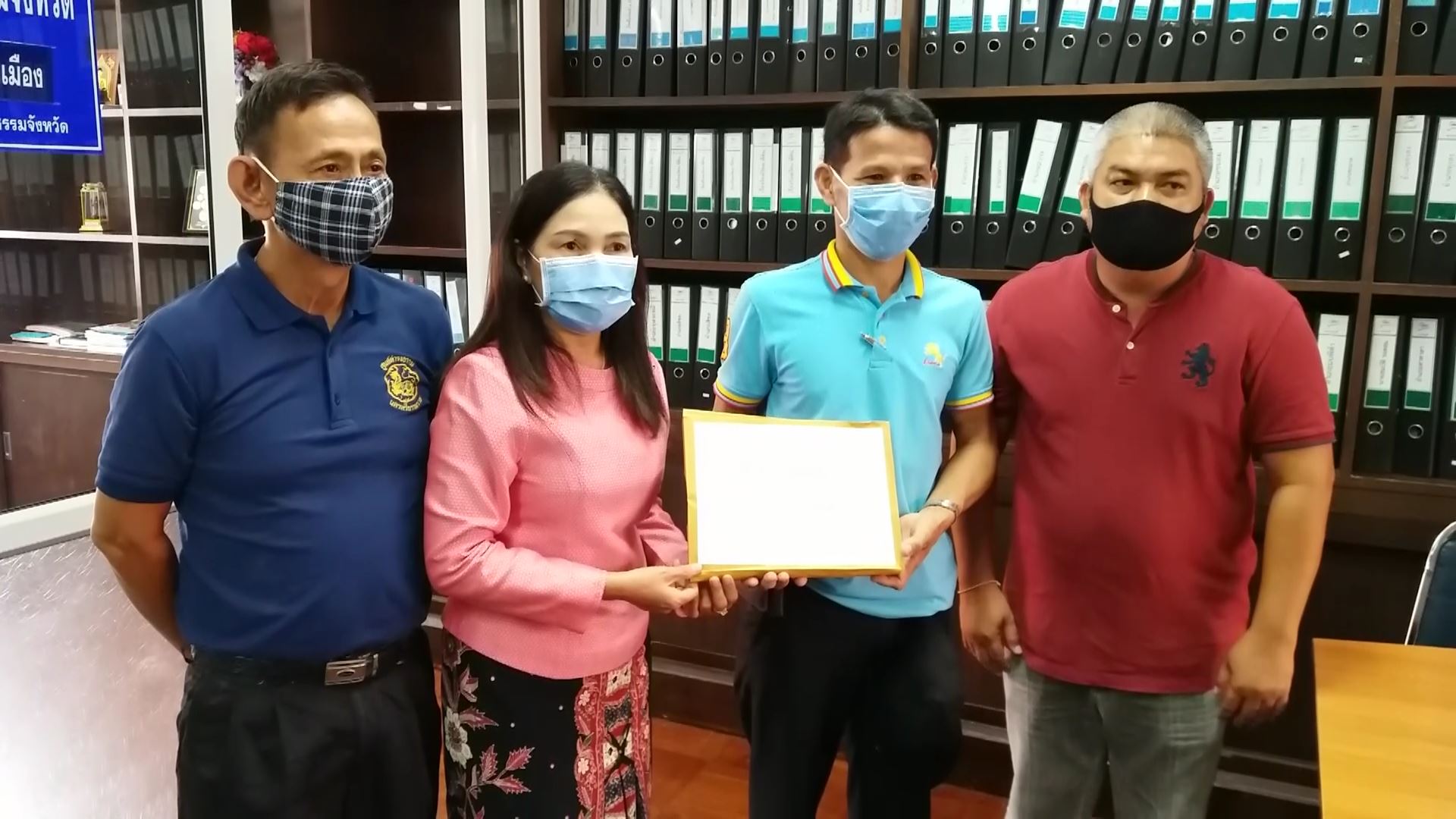 ผู้ปกครอง นร.โรงเรียนมัธยมดังเมืองทุ่งสง บุกร้องศูนย์ดำรงธรรม-ปปช.ทวงเงินค่าทัศศึกษาต่างประเทศ