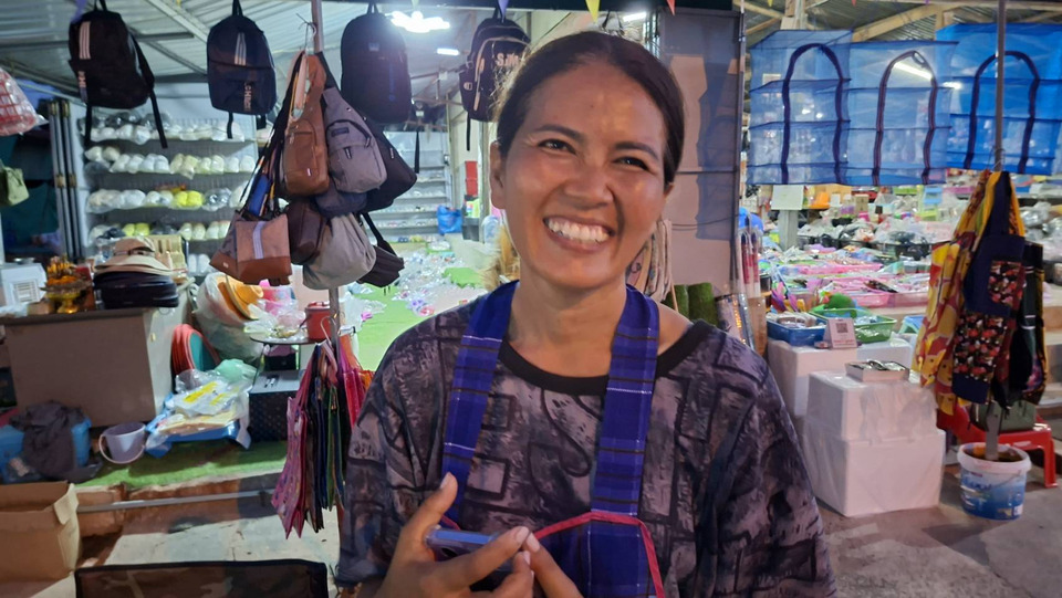 ชาวชายแดนสุรินทร์พร้อมลงทะเบียน “ไทยช่วยไทยพลัส” หวังช่วยกระตุ้นเศรษฐกิจช่องจอมที่ซบเซา
