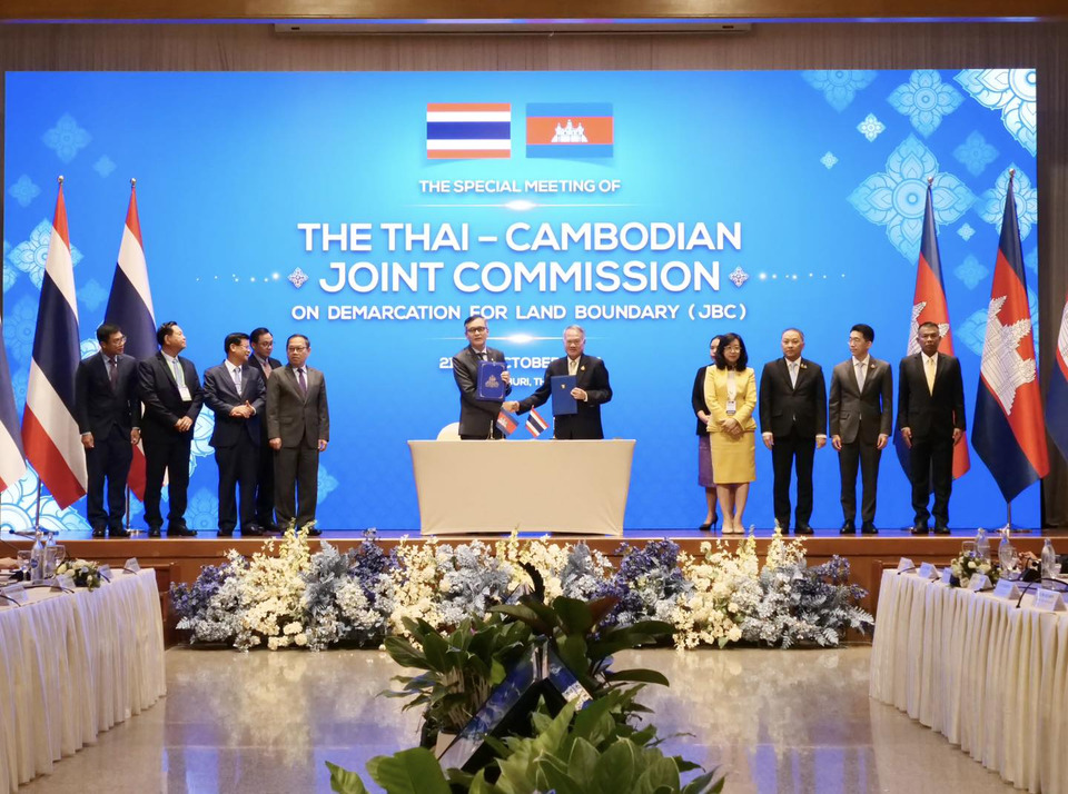 JBC ไทย-เขมร ลงนาม3 ข้อตกลง "ซ่อมแซม-จัดทำหลักเขตแดน เปลี่ยน-ทดแทนหลักเขตแดนเดิมที่เสียหาย"  เห็นพ้องใช้LiDAR ทำแผนที่ภาพถ่ายทางอากาศ