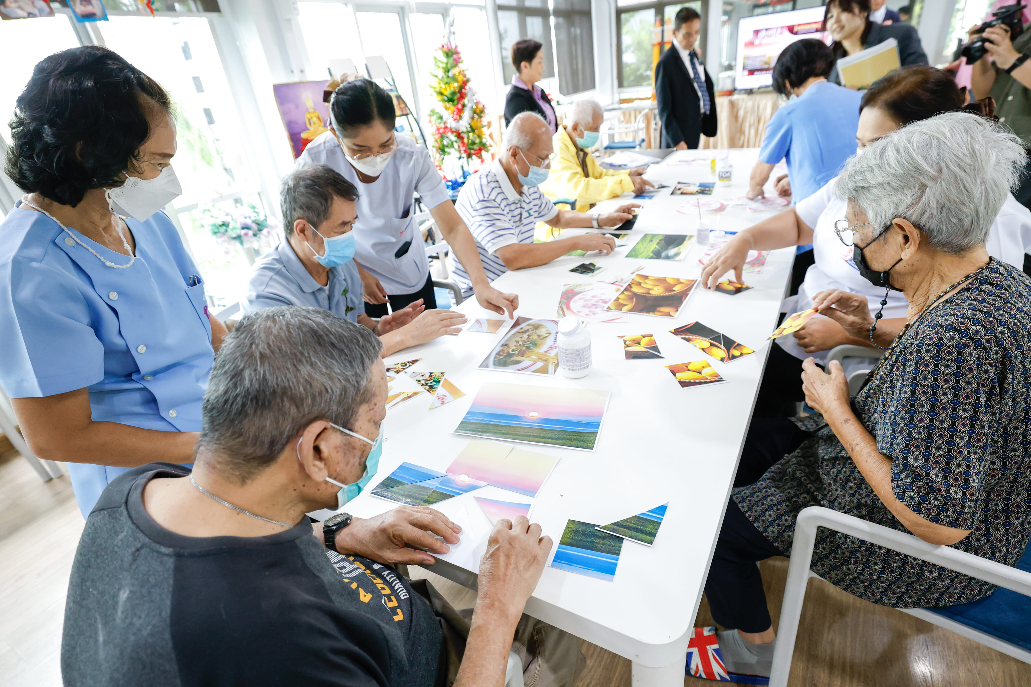"ธรรมศาสตร์" กับภารกิจปลดแอกบนบ่า "เดอะแบก" ปั้นนวัตกรรมรับมือสังคมสูงวัย 50 อปท.