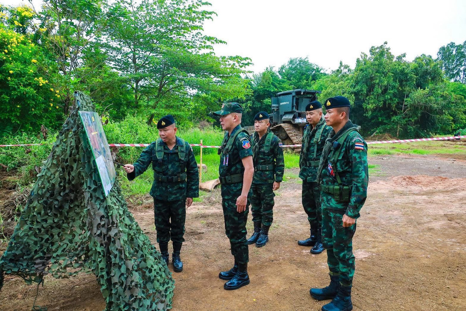 ทภ.1 เดินหน้าเก็บกู้ทุ่นระเบิด-สร้างหลุมหลบภัย เพิ่มความปลอดภัยประชาชน