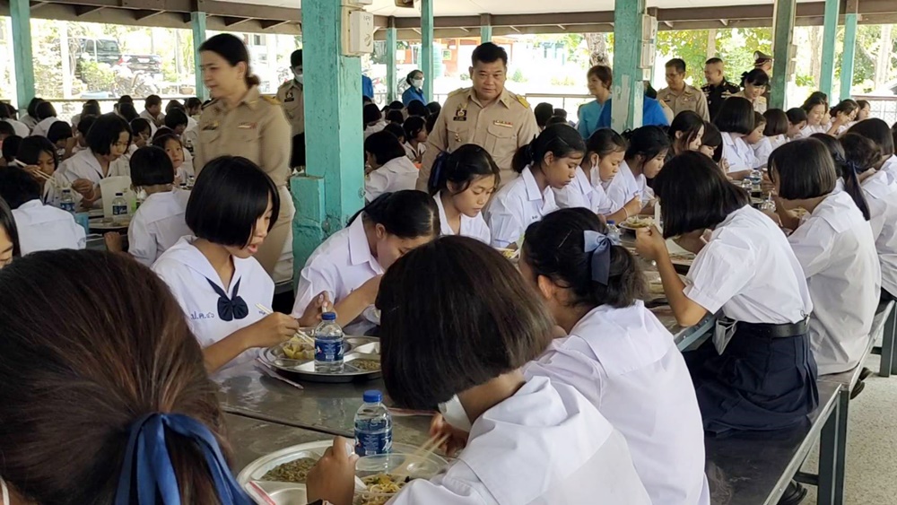 จังหวัดชัยนาท จัดโครงการน้ำพระทัยพระราชทานส่วนภูมิภาค เฉลิมพระเกียรติ สมเด็จพระบรมราชชนนีพันปีหลวง