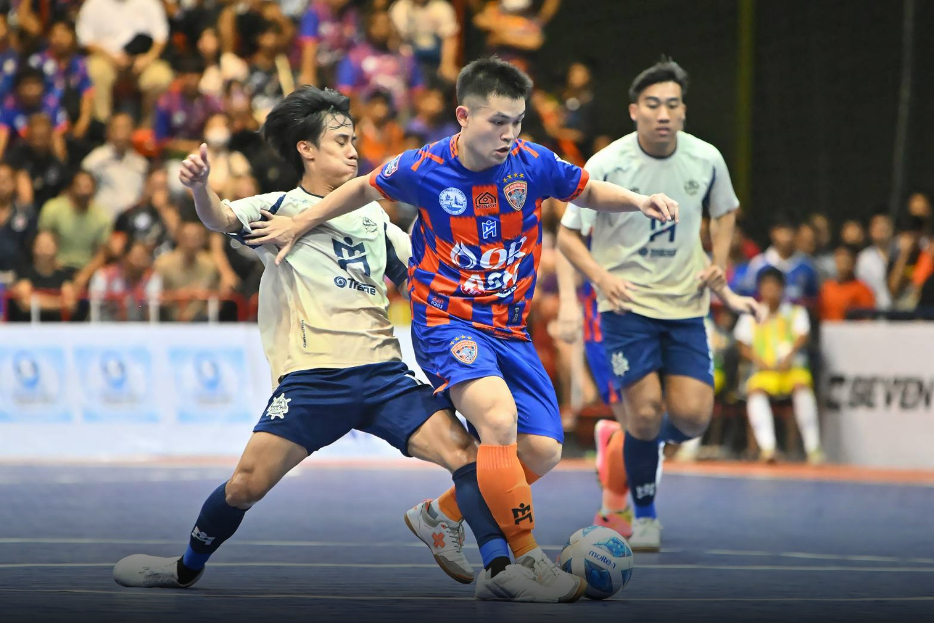 "สิงห์คลองเตย" ขย้ำคอ "นักรบโจรสลัด" จมเขี้ยว! 3-2 ฟุตซอลไทยลีก 2024-25