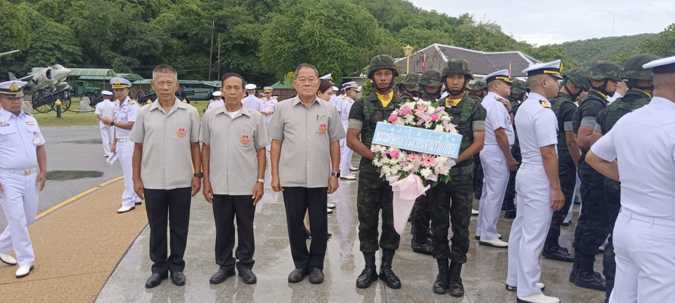 ศิษย์เก่าโรงเรียนจ่านาวิกโยธิน ร่วมวางพวงมาลา-บำเพ็ญกุศล วันคล้ายวันสถาปนาหน่วยบัญชาการนาวิกโยธิน