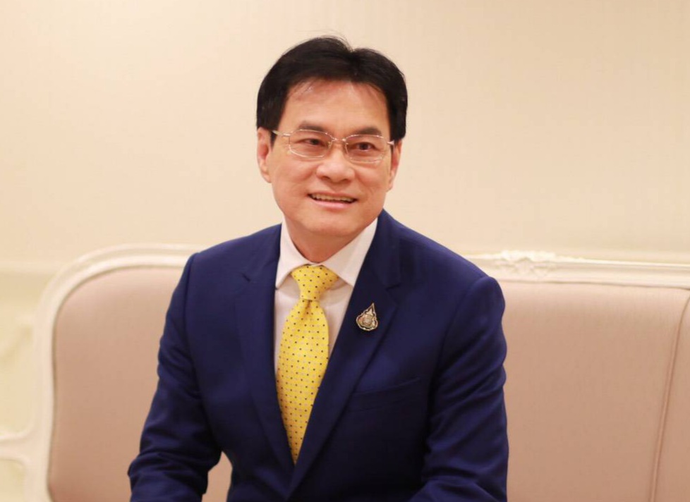 ค้าปลีก-ห้องเย็นพร้อมรับซื้อตรงเกษตรกรเลี้ยงกุ้งจากหน้าฟาร์ม ลดความเดือดร้อนพิษโควิดที่สมุทรสาคร  