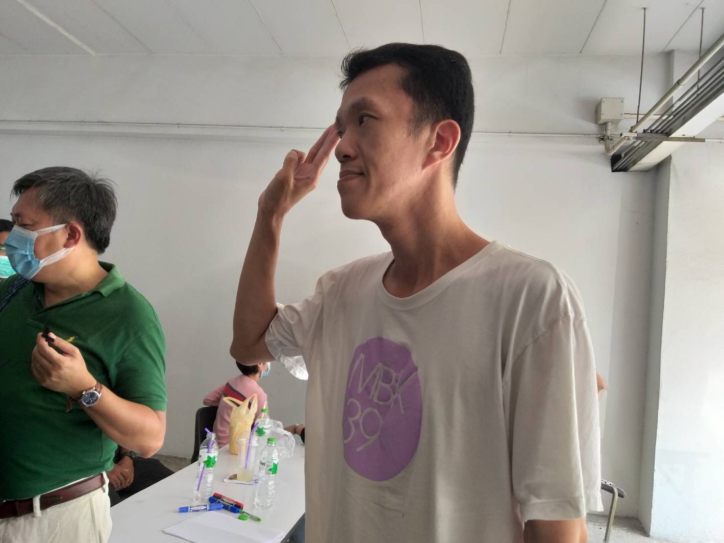 อัยการสั่งฟ้อง "เอกชัย" กับพวก คดี ม.110 ชุมนุมใกล้ขบวนเสด็จ  เตรียมหลักทรัพย์คนละ 3 แสนยื่นประกัน 