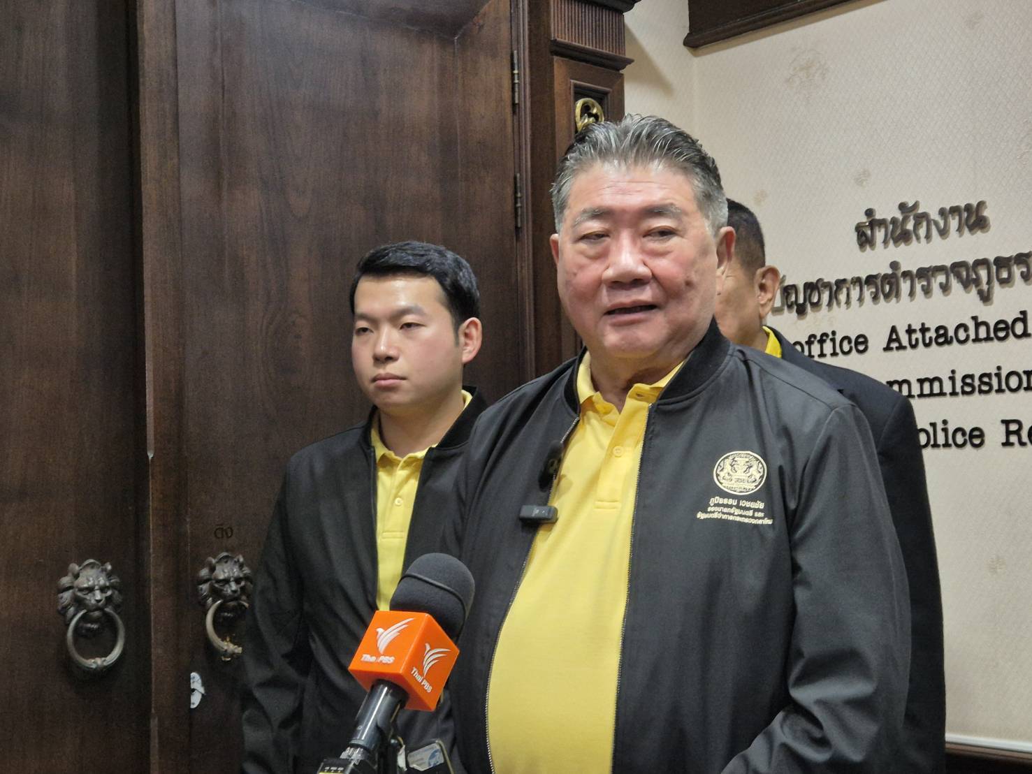 "ภูมิธรรม" เผย "เจ้านายชั้นสูง" ห่วงใย สั่งปราบยาเสพติดเด็ดขาด ยอมรับรุกแหล่งผลิตยาชนกลุ่มน้อยไม่ได้ สั่ง "ทหาร-ตำรวจ" ซีลชายแดน
