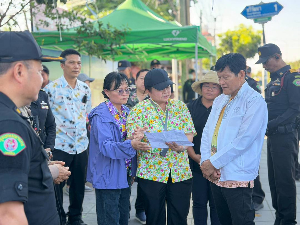 ลงพื้นที่ตรวจเยี่ยมให้กำลังใจเจ้าหน้าที่ผู้ปฏิบัติงานการป้องกันและบรรเทาสาธารณภัย 