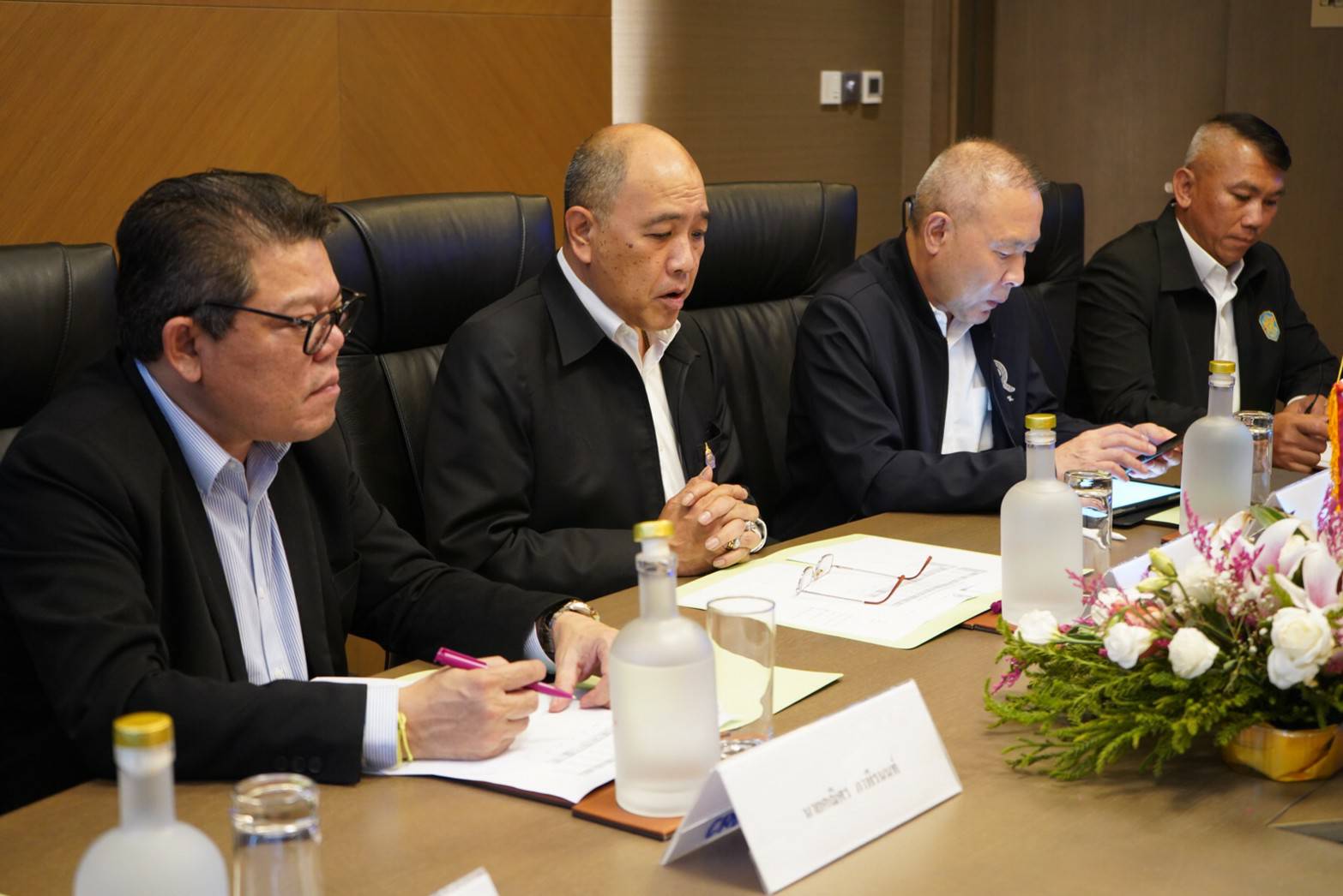 "บิ๊กป๋อ"ควง"บิ๊กจ๋อ"ร่วมประชุมแก้ไขปัญหายาเสพติดระหว่างคณะผู้แทนทางการไทยและ สปป.ลาว