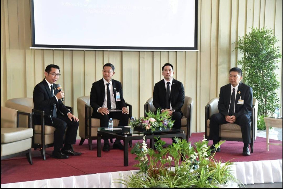 วุฒิสภาถกวิกฤตพลังงาน! เตือนรับมือ "ปิดช่องแคบฮอร์มุซ" ดันแผนสำรองน้ำมัน-พลังงานทางเลือกกู้วิกฤต