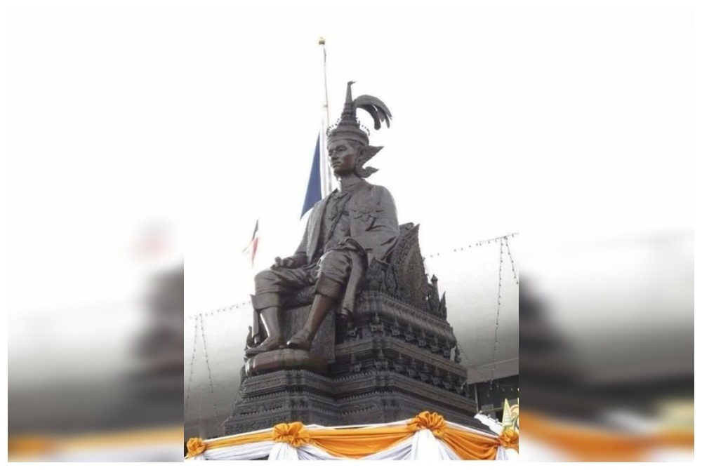 รัฐธรรมนูญฉบับแรกของไทย ไม่ได้เกิดขึ้นเพราะคณะราษฎร์ ...