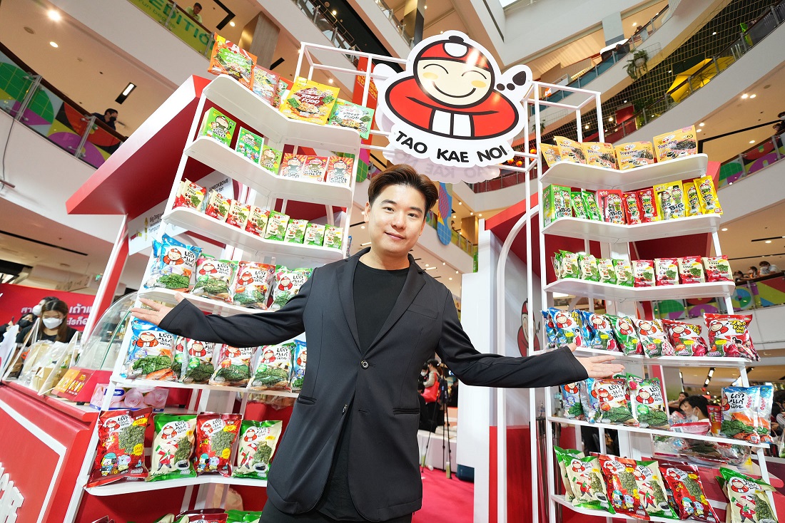"เถ้าแก่น้อย" ตอกย้ำผู้นำตลาดสาหร่าย สานต่อกลยุทธ์ 3GO เข้าสู่ Go Board และ Go Global ครอบคลุมตลาดไทย สยายปีก ตปท.