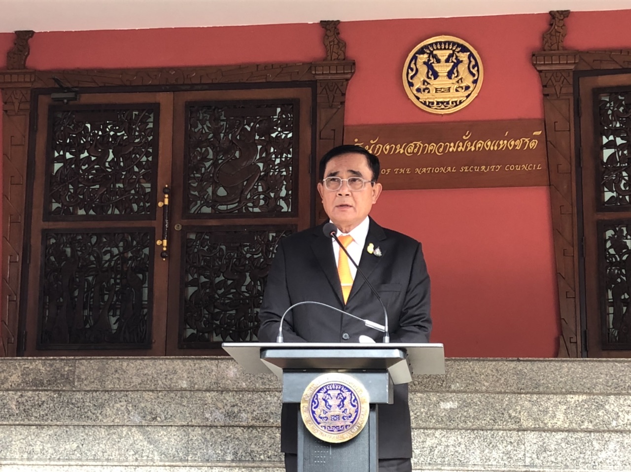 "นายกฯ" ประชุม สมช.เผยด้านความมั่นคงคืบหน้า แก้ไฟใต้ทุกมิติ เน้นสันติสุขอยู่ร่วมพหุวัฒนธรรม