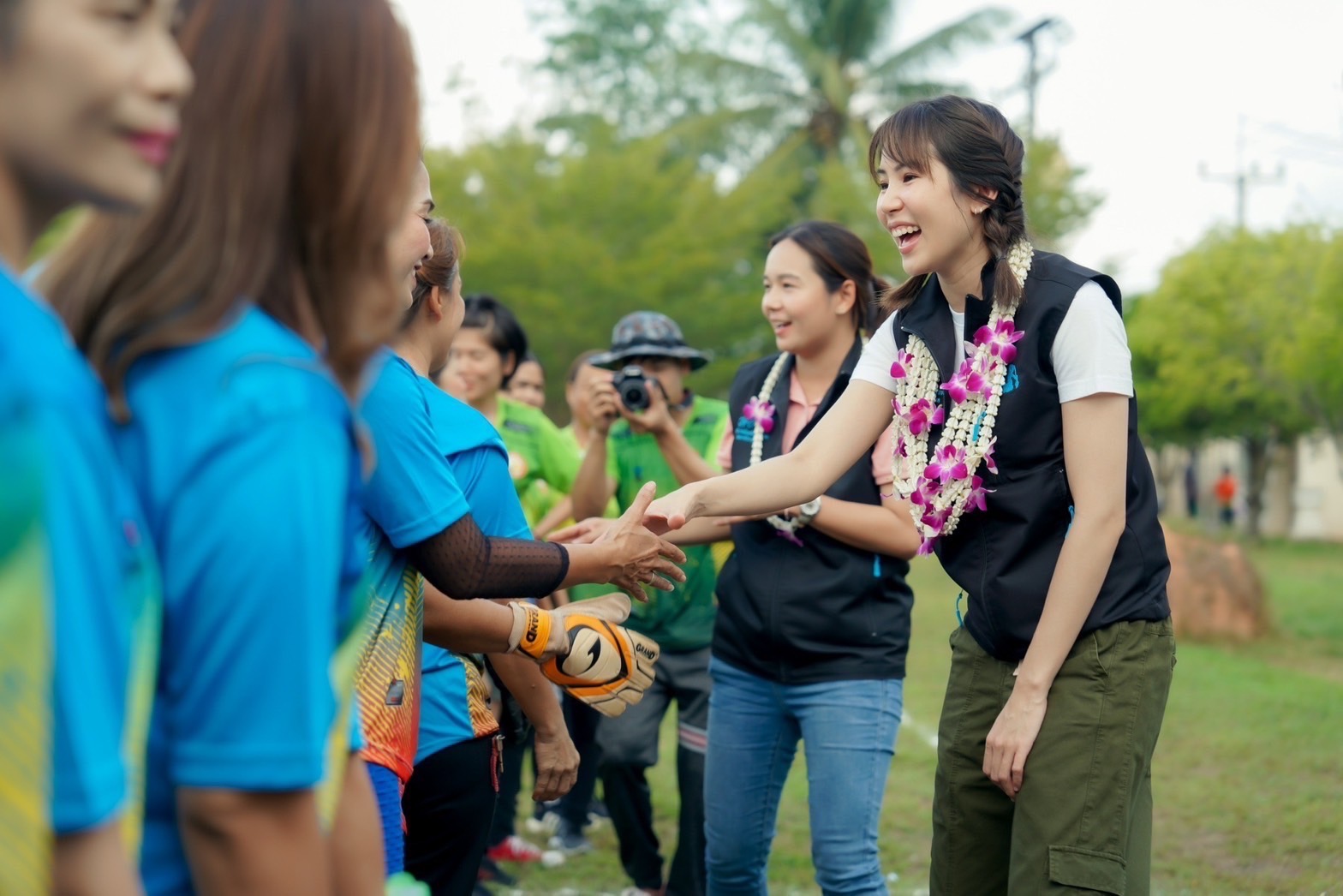 "ตั๊น จิตภัสร์" เดินเคาะประตูบ้านช่วย "สุณัฐชา-กาญจน์" เร่งสร้างผู้แทนฯคนรุ่นใหม่ ผลักดันจ.ตรังสู่เมืองท่องเที่ยวชุมชน