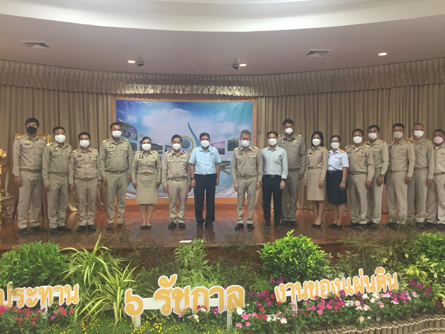 ชลประทานอ่างทอง ร่วมจัดงานวันสถาปนากรมชลประทาน 120 ปี ชลประทาน 6 รัชกาล งานของแผ่นดิน 