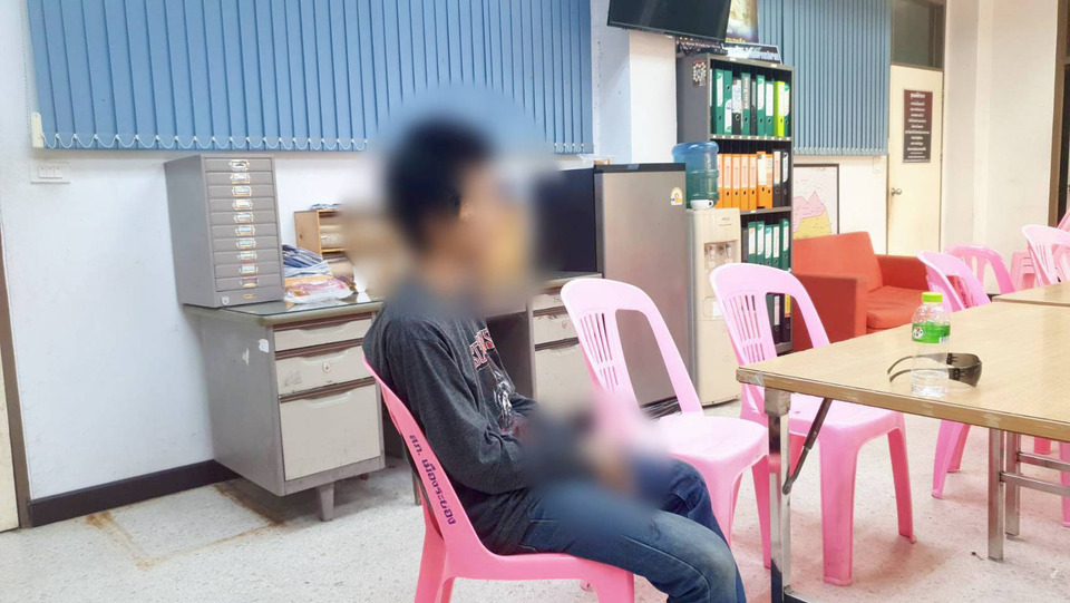 หึงโหดคลั่งยาบ้า! ผัวพกมีดบุกแทงเมียคาห้องพัก เจ็บสาหัส อ้างระแวงปันใจ 