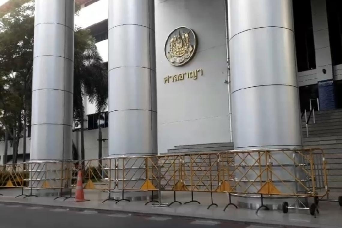 ศาลอนุญาติให้ประกัน"ณัฐชนนซ-เบนจา-สมยศ" ดูหมิ่นศาลเหตุชุมนุม 30 เม.ย. เรียกร้องปล่อย 7 แกนนำ