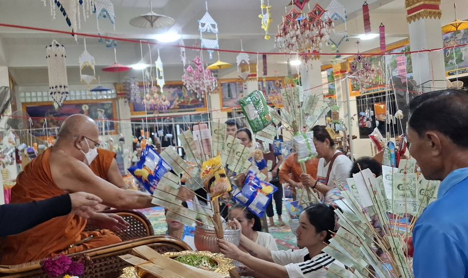 ชาวบ้านตูม สืบสานประเพณีโบราณบุญผะเหวดฟังเทศน์มหาชาติ