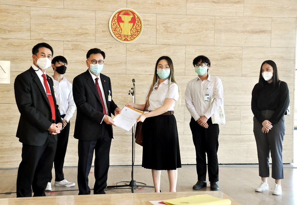สมาพันธ์นิสิตนักศึกษา ร้องฝ่ายค้านสอบปมแพทย์เพิ่มพูนทักษะฆ่าตัวตาย เชื่อเหตุงานหนัก-แบ่งงานไม่เป็นธรรม 