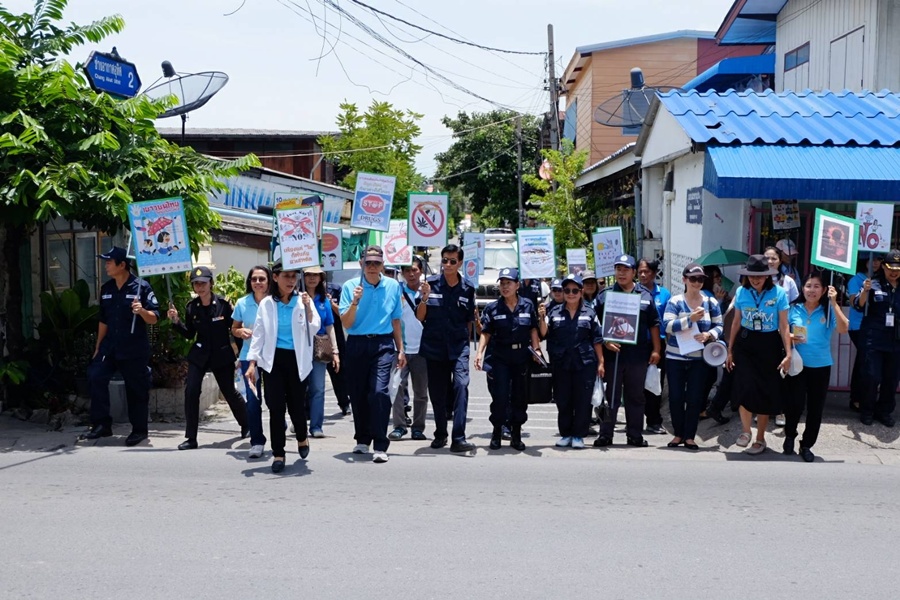 เขตดอนเมืองรุกหนัก  ร่วมกับอาสาสมัครเฝ้าระวังภัยยาเสพติดในชุมชน