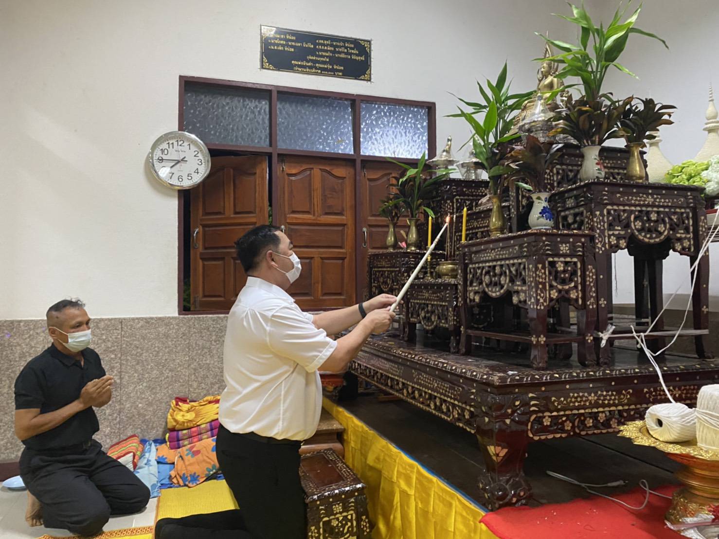 "นายกเคี้ยง" ประธานจุดธูปเทียน ธรรม งานสวดอภิธรรมศพ "พ่อกำนันสม เริญกาศ" 