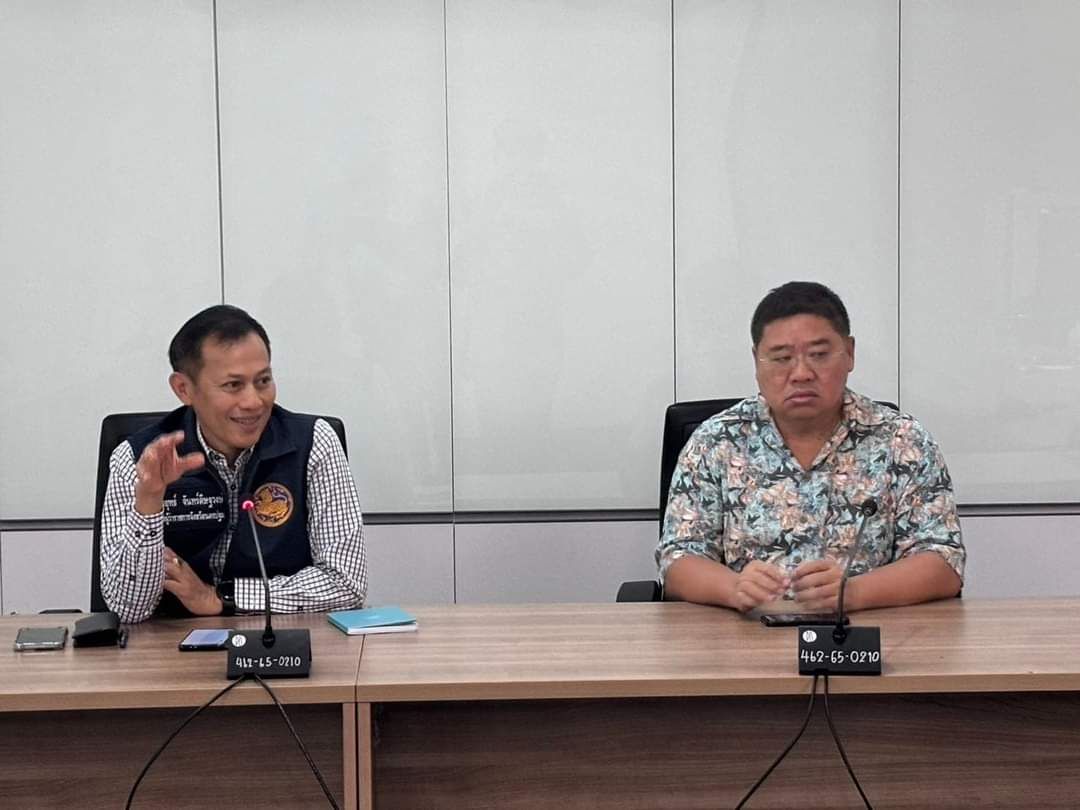  รองผู้ว่าฯนครปฐมประชุมร่วมหน่วยงานภาครัฐและเอกชนแก้ไขปัญหาน้ำท่วมขังหลังเกิดฝนตกหนัก  