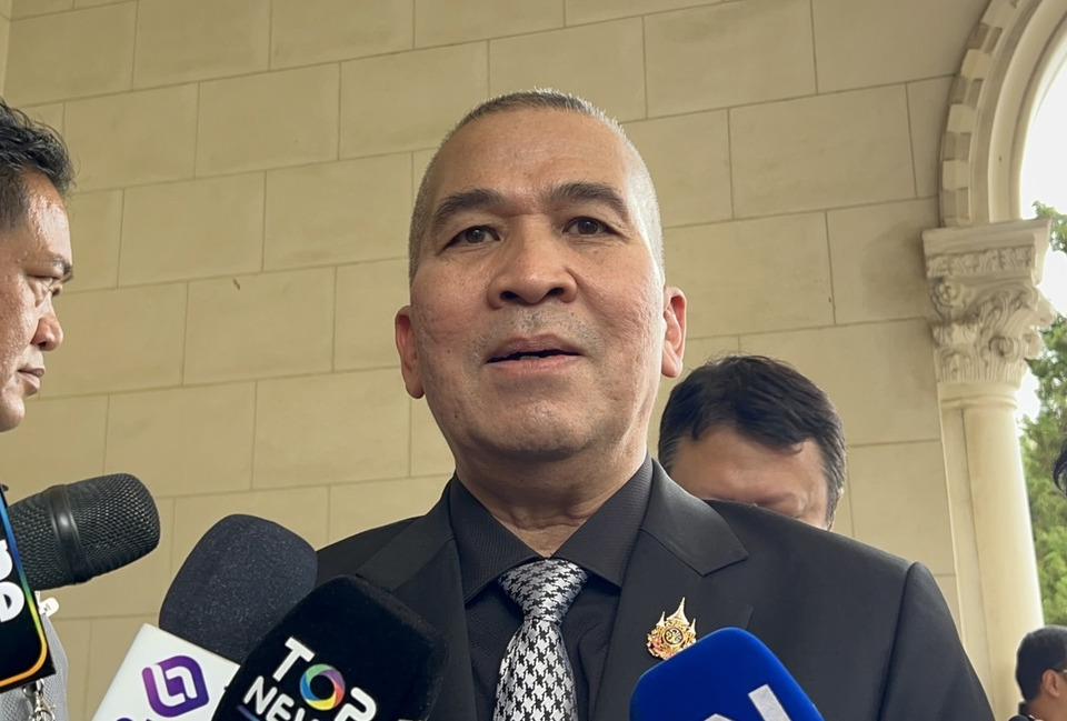 “รุทธพล” โต้ “ไอติม” ยันไม่หนีตอบกระทู้สดคดีฮั้วสว. บอก เป็นเรื่องเก่า ไม่เร่งด่วน แนะไปถามผู้รู้