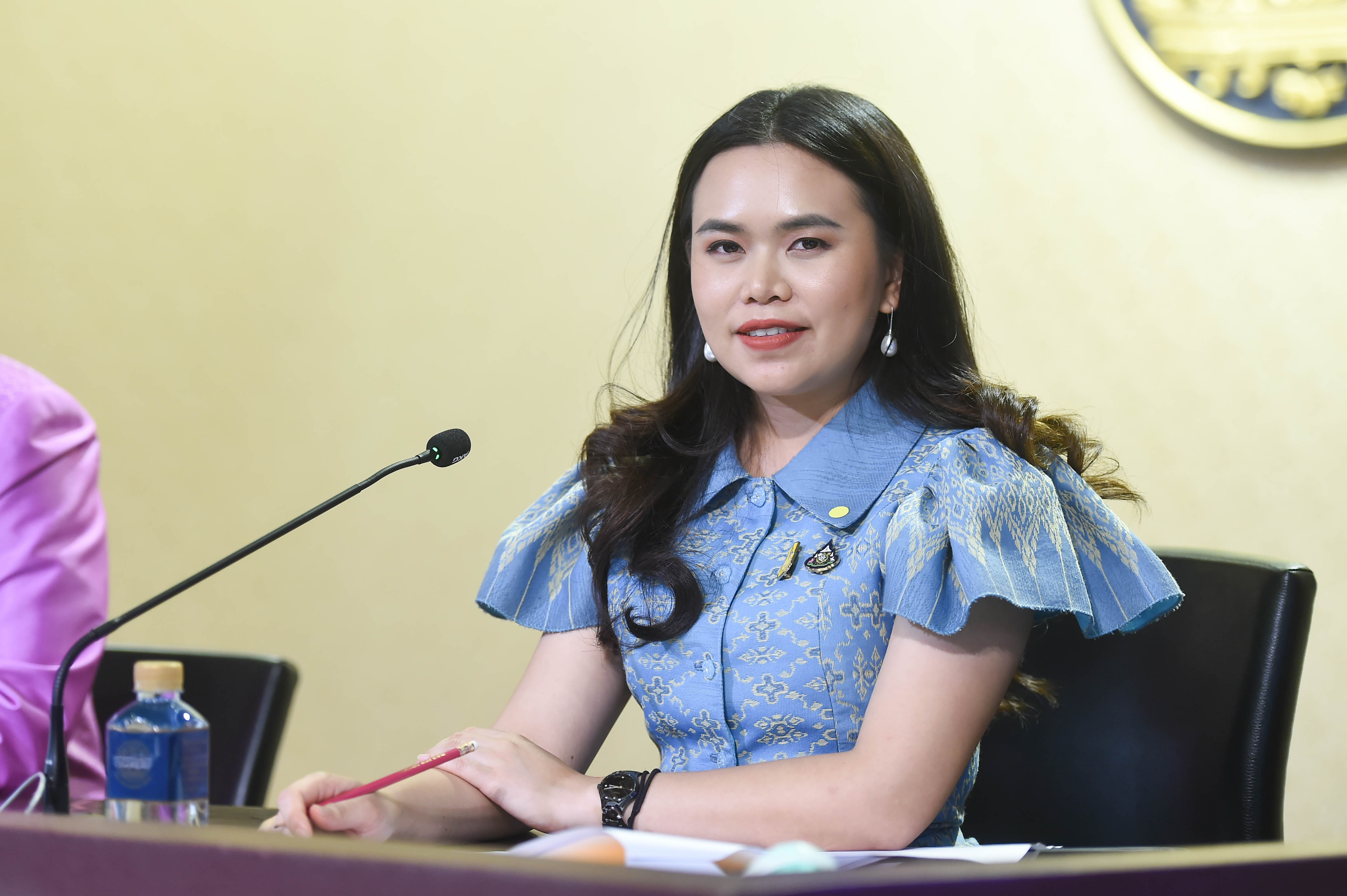 "รัฐบาล" โต้ ข้อมูลคลาดเคลื่อน แจงรัฐไม่ปิดกั้นเอกชนนำเข้าวัคซีน